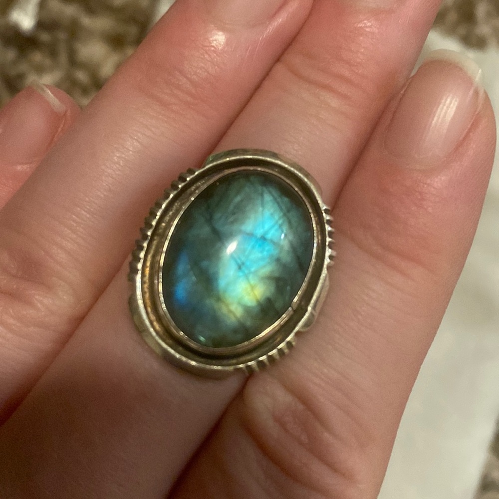 Size 7 1/2 ring